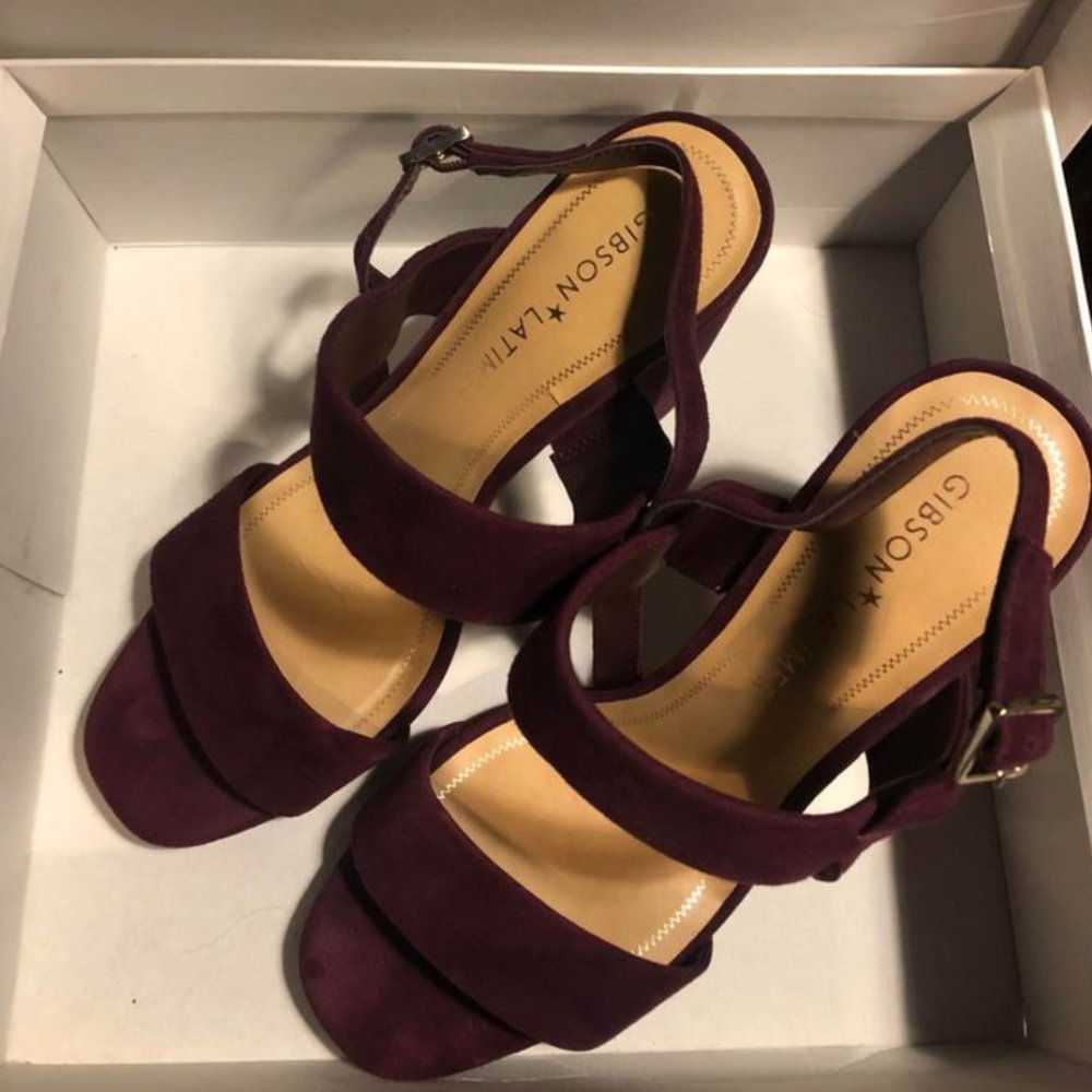 Gibson Latimer Emmy shoes in Deep Purple